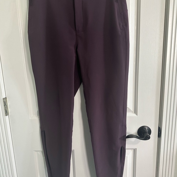 ✨🍋Lululemon Esker Slim *lululemon lab
Black Cherry size 8 - Picture 7 of 16